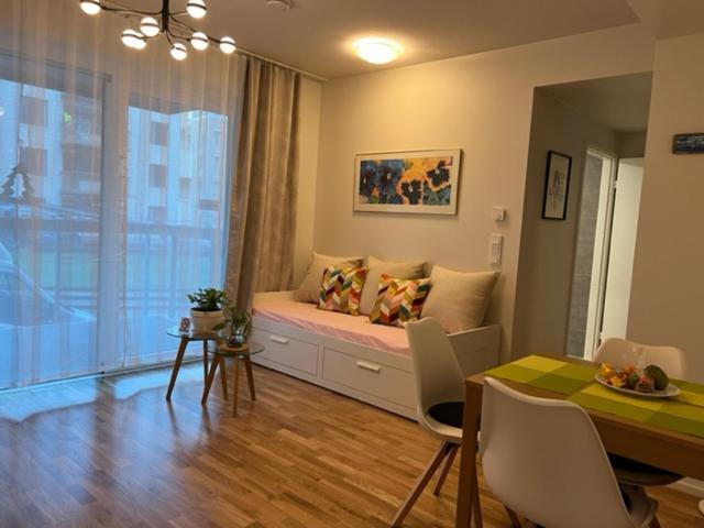 Qnq Home -Pasila Helsinki Ngoại thất bức ảnh